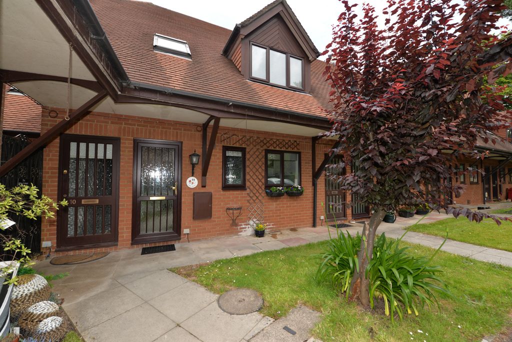 Property photo 1 of 9