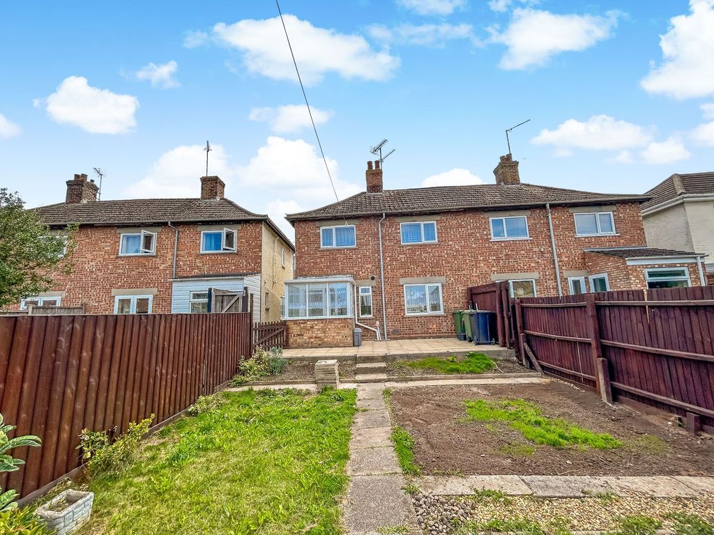 Property photo 2 of 23