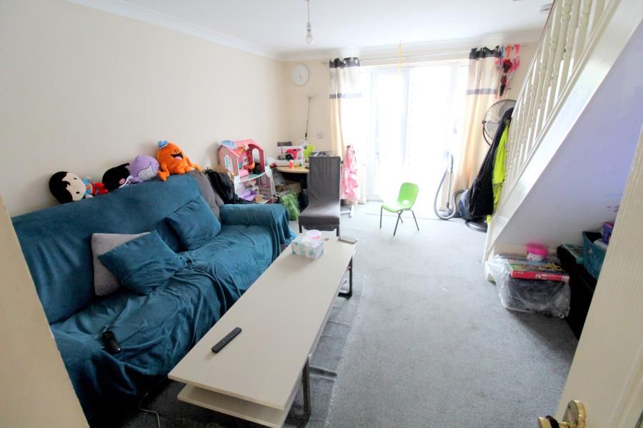 Property photo 2 of 7