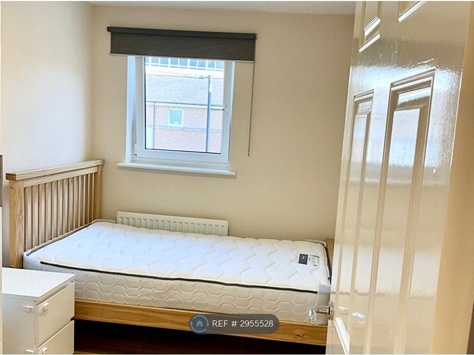 Property photo 2 of 5