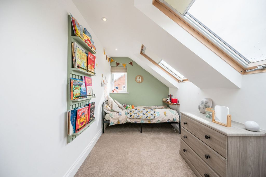 Additional image 13 of 4 bed property for saleSouthfield Drive, Leiston IP16