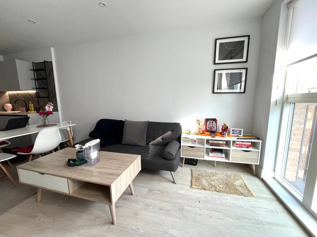 Property photo 2 of 14