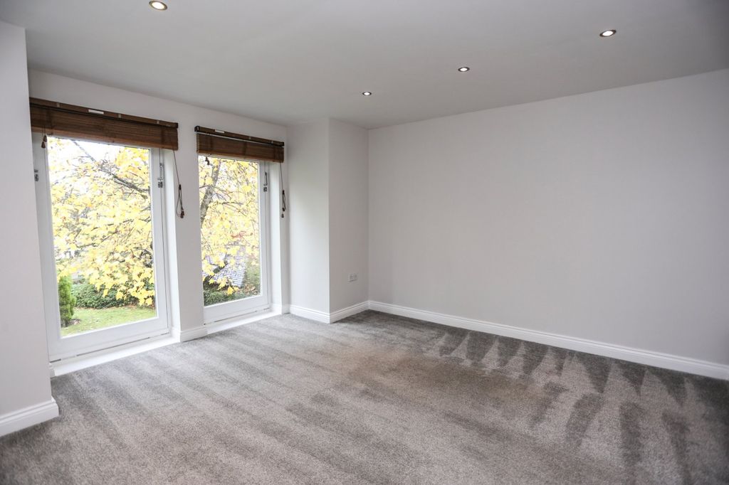 Property photo 2 of 16 Picture No. 25