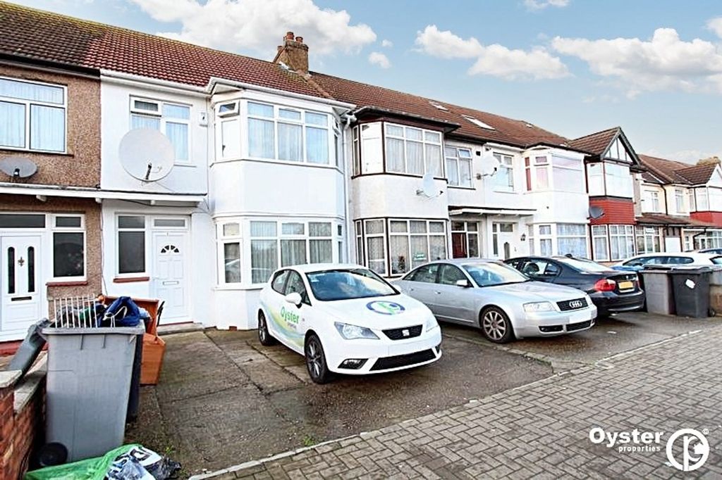 Property photo 1 of 9