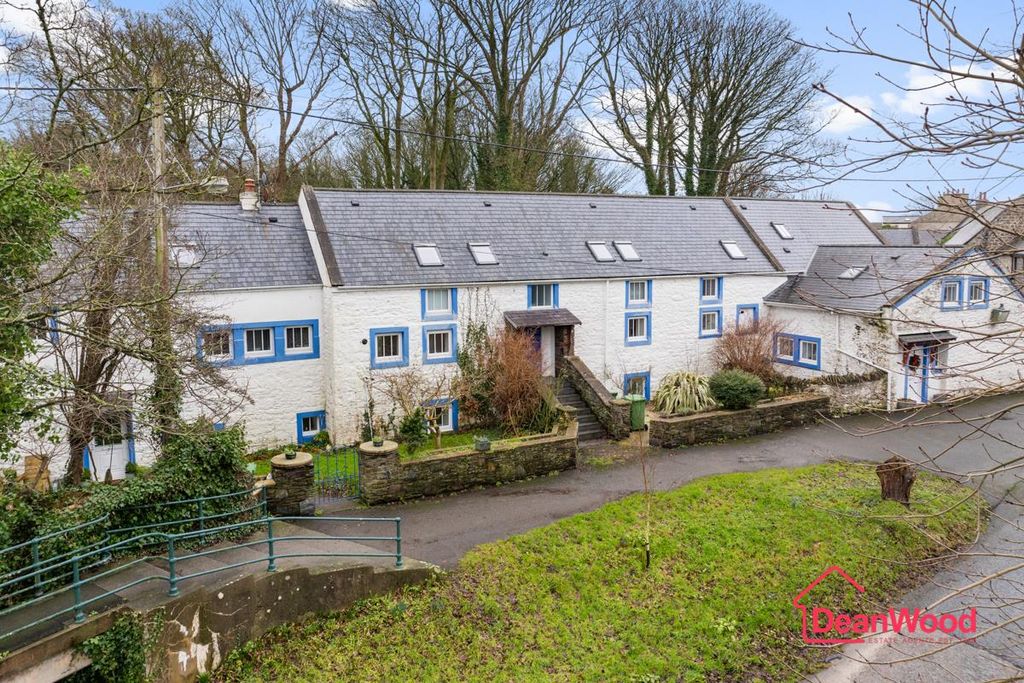 Property photo 2 of 33 2.Jpg