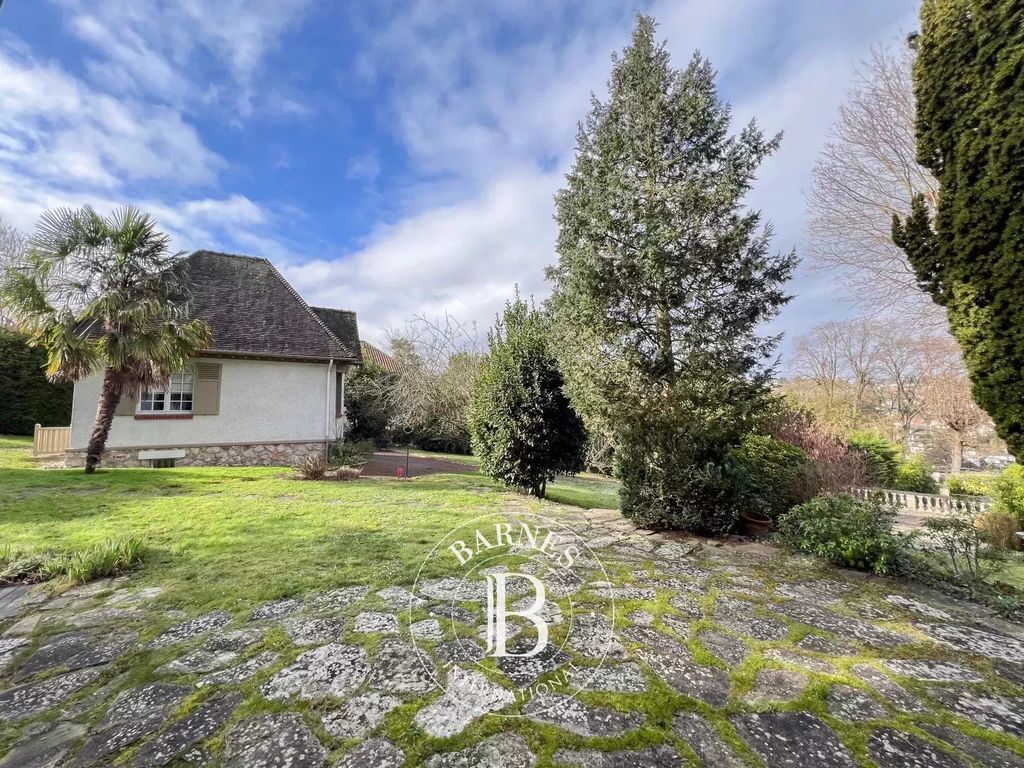 Property photo 2 of 3