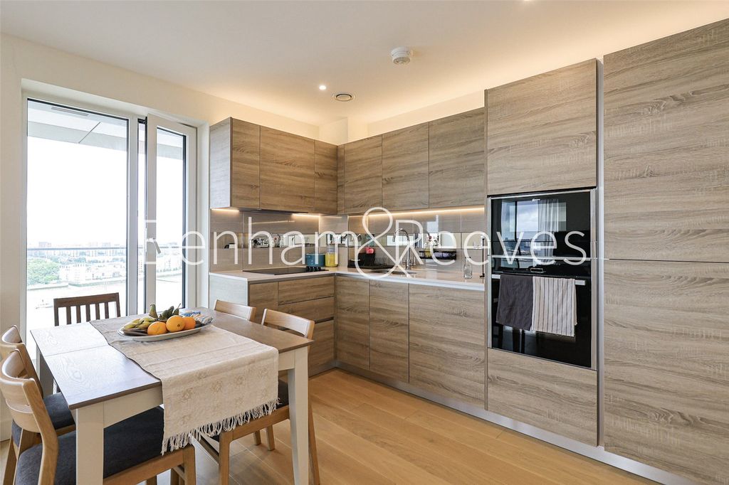 Property photo 2 of 19 Picture No. 03