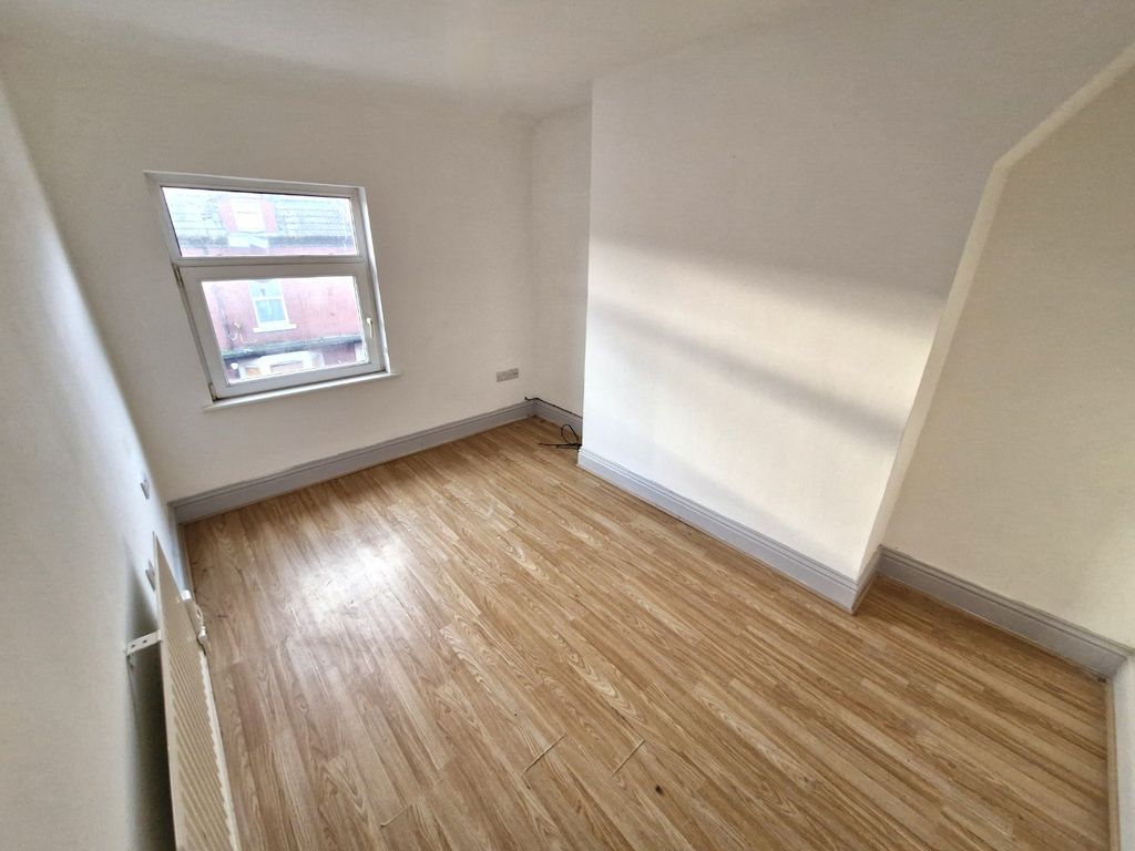 Property photo 2 of 3