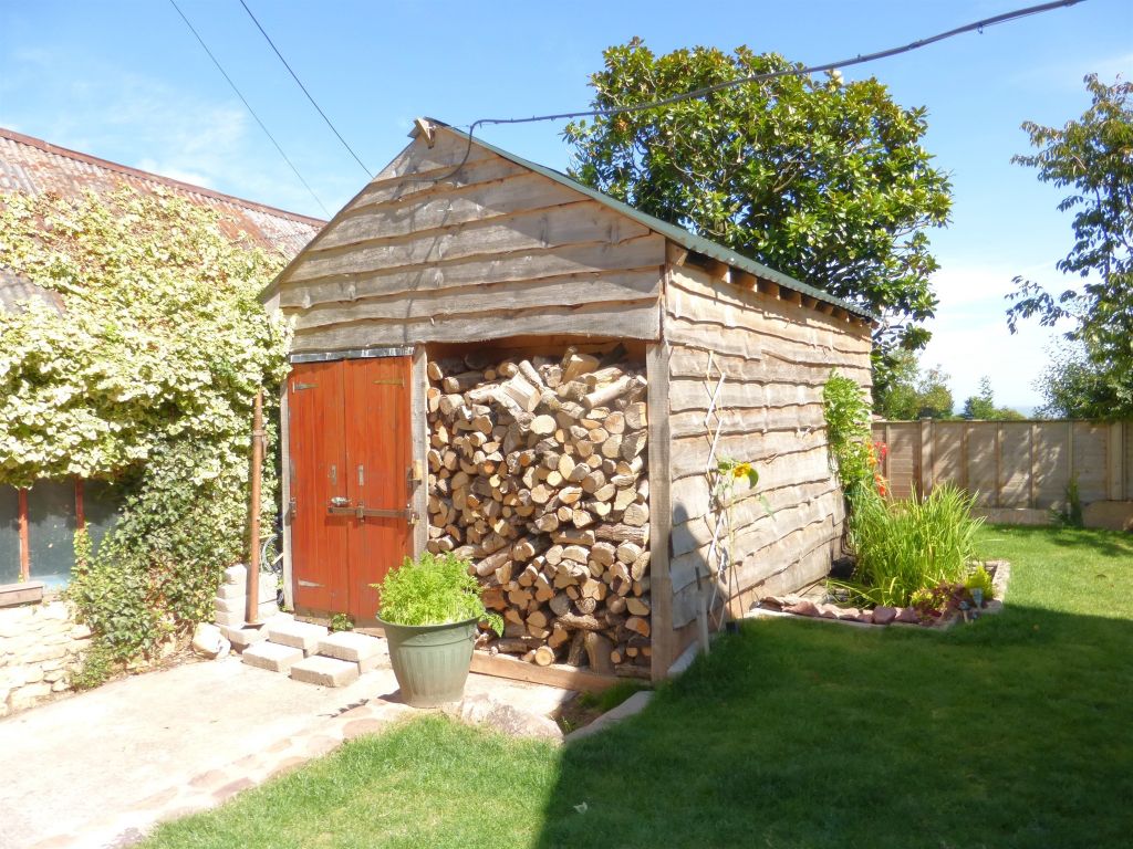Property photo 3 of 20