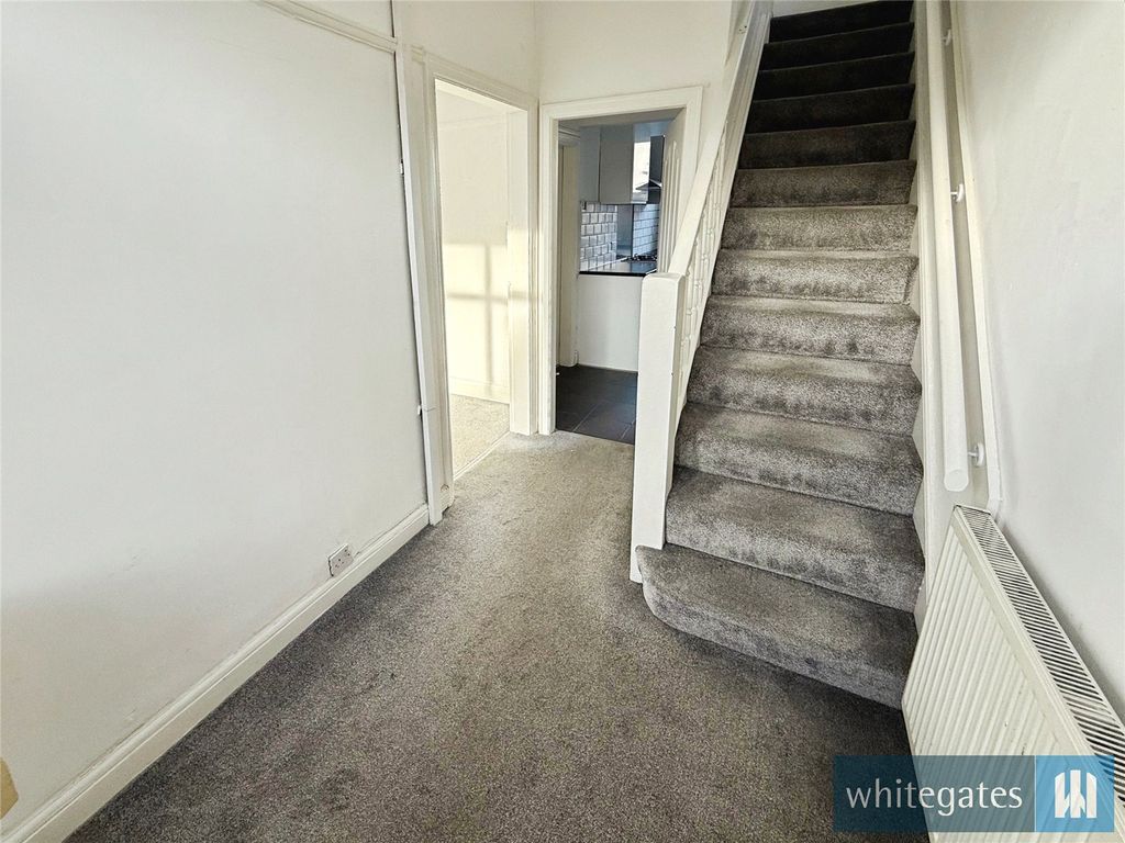 Property photo 3 of 16 Picture No. 04