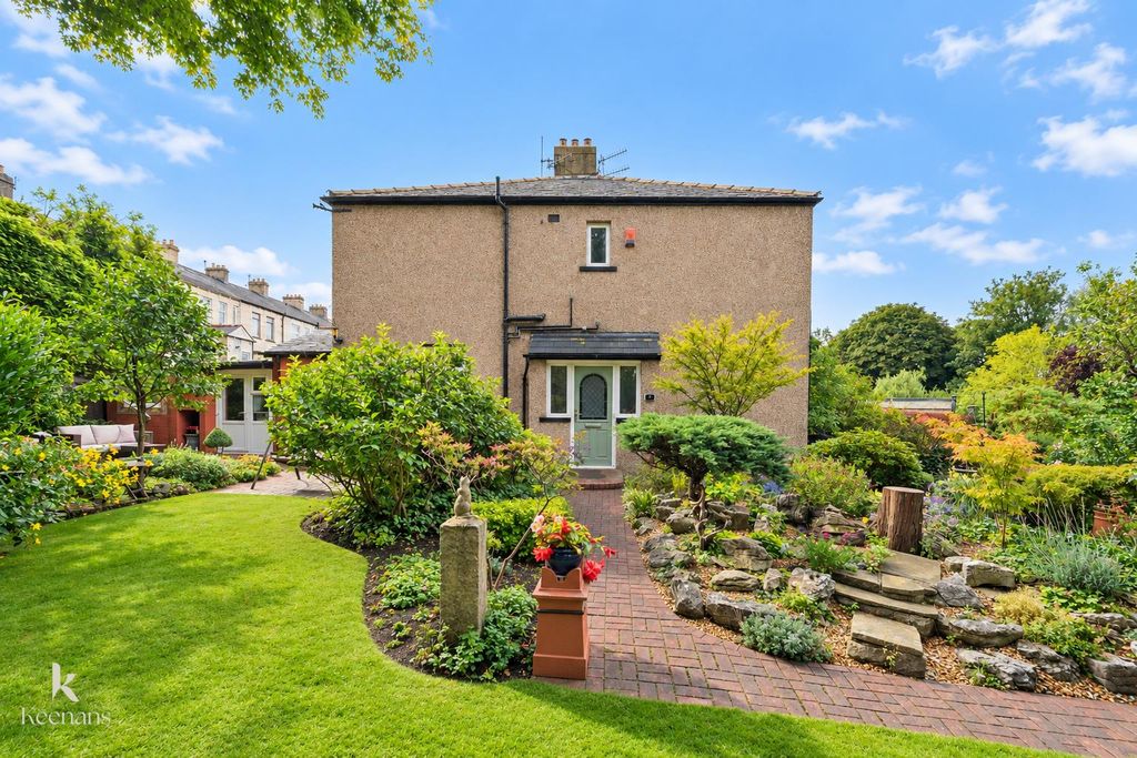 Property photo 1 of 61 1.Jpg