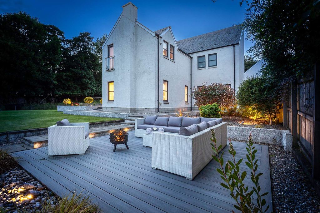 Additional image 6 of 5 bed detached house for saleInglis Place, Larbert FK5