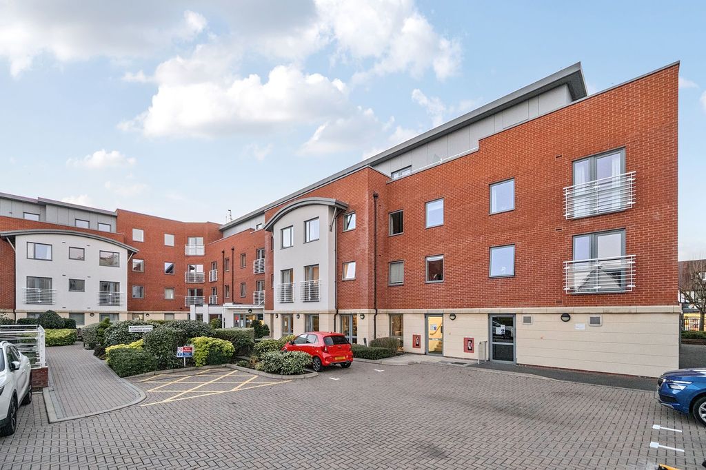 Property photo 1 of 15