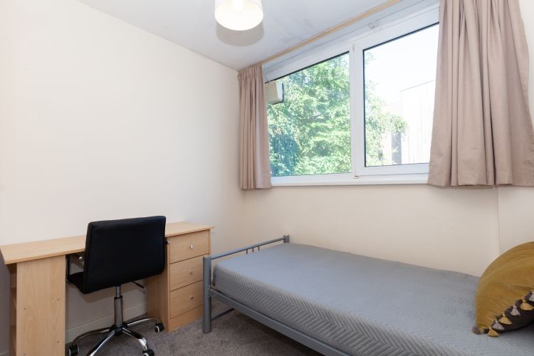 Property photo 2 of 9 233896