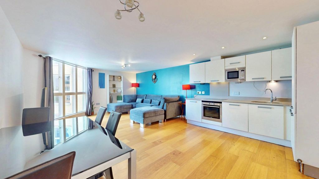 Property photo 1 of 27 Picture No. 02