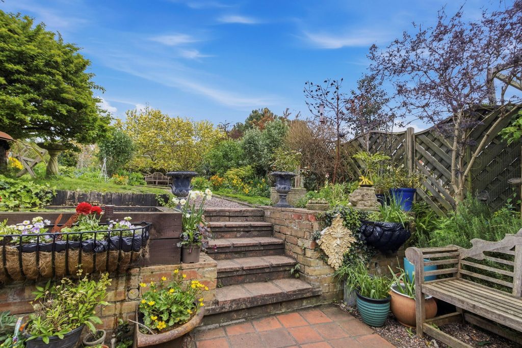 Additional image 31 of 4 bed end terrace house for sale105 High Street, Pershore, Worcestershire. WR10