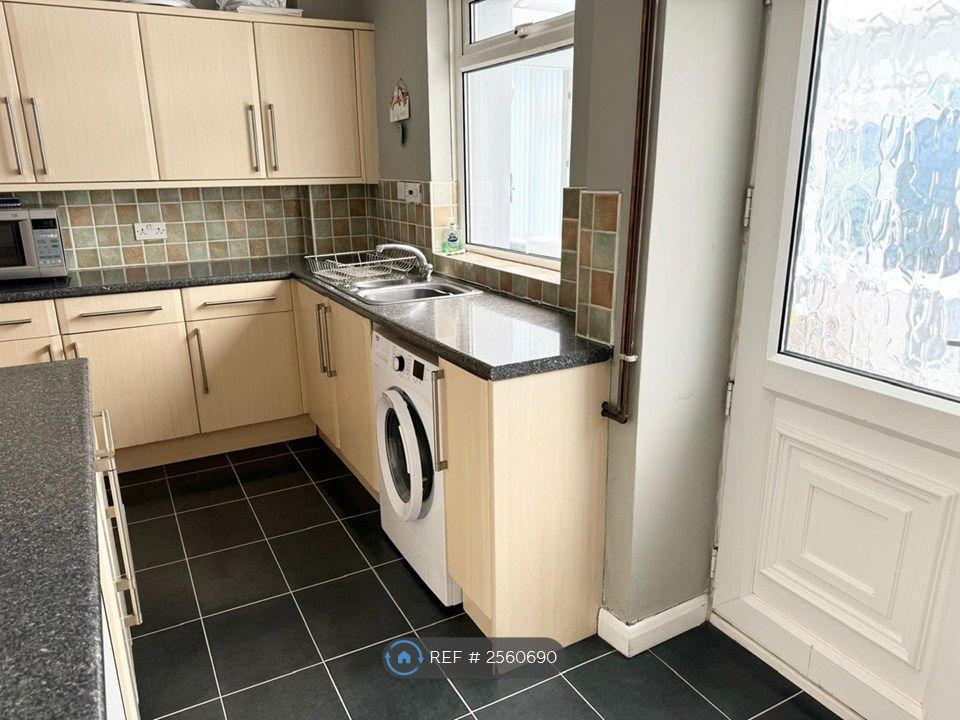 Property photo 3 of 20