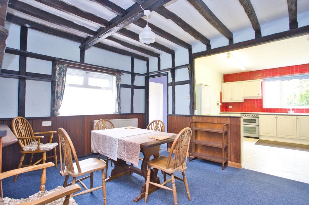 Property photo 3 of 17 Picture 3