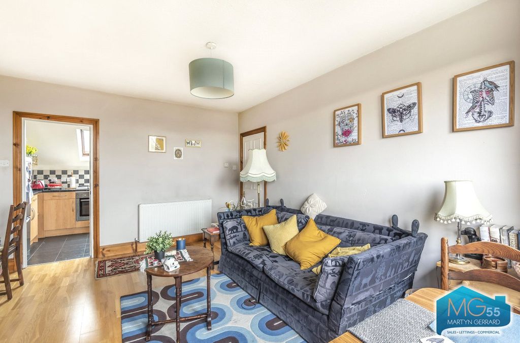 Property photo 3 of 10 Picture No. 15