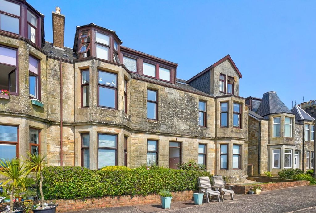 Property photo 2 of 22 5 Allanpark Terrace, Largs _006.Jpg