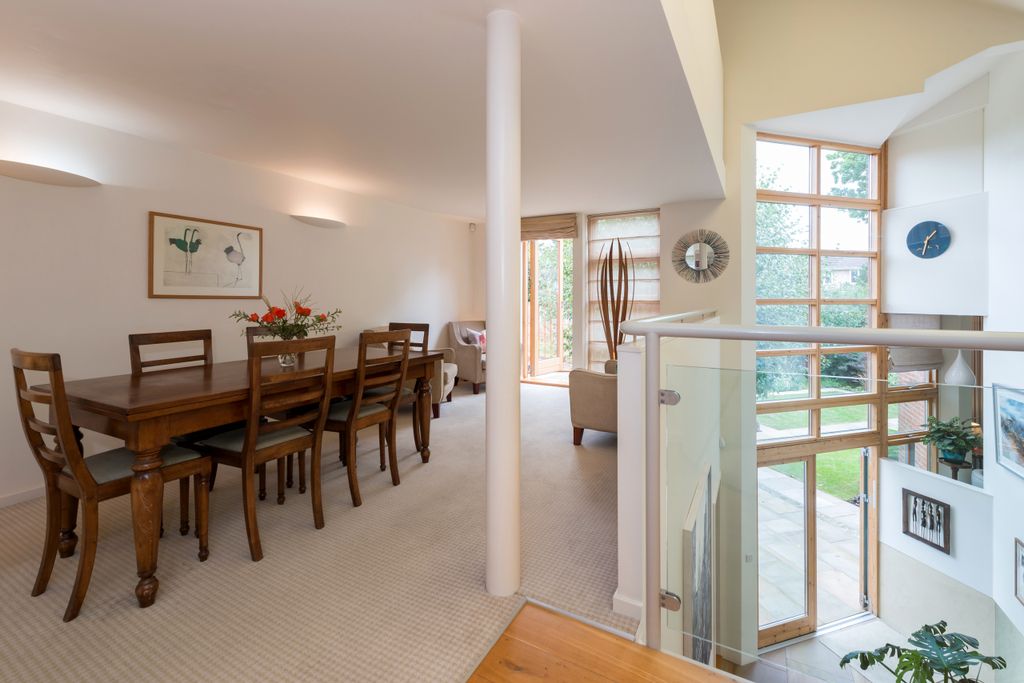 Property photo 3 of 29 Dining Room