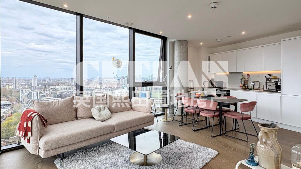 Property photo 2 of 17