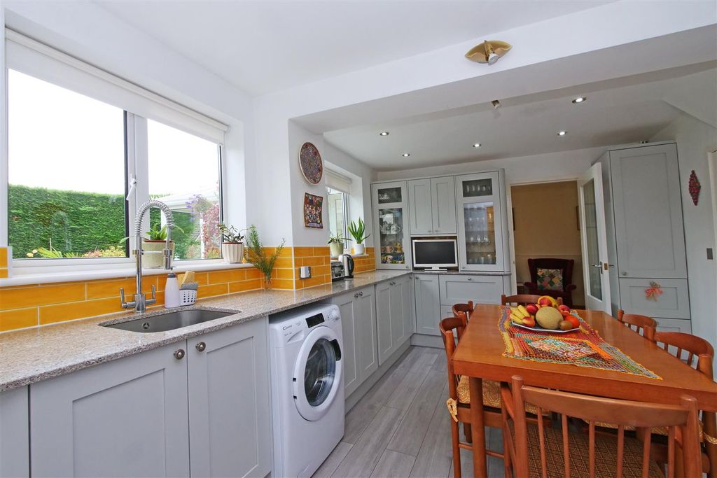 Property photo 2 of 27 Pnmb0055.Jpg