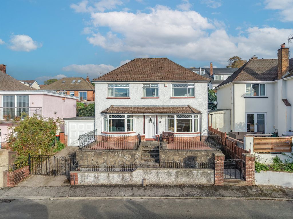 Property photo 1 of 25