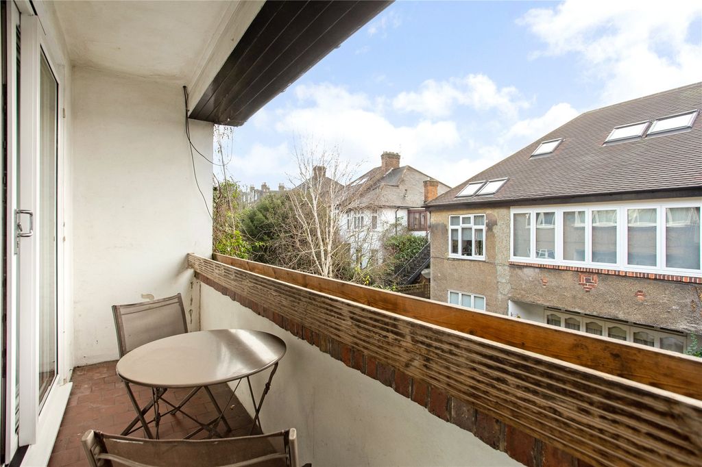 Property photo 1 of 12 Picture No. 20