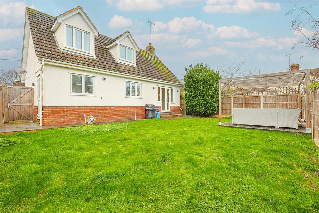 Property photo 3 of 22