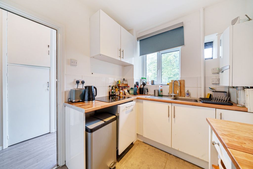 Property photo 2 of 6 1039284 (3)