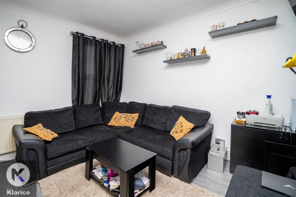 Property photo 3 of 13 Photo-2.Jpg