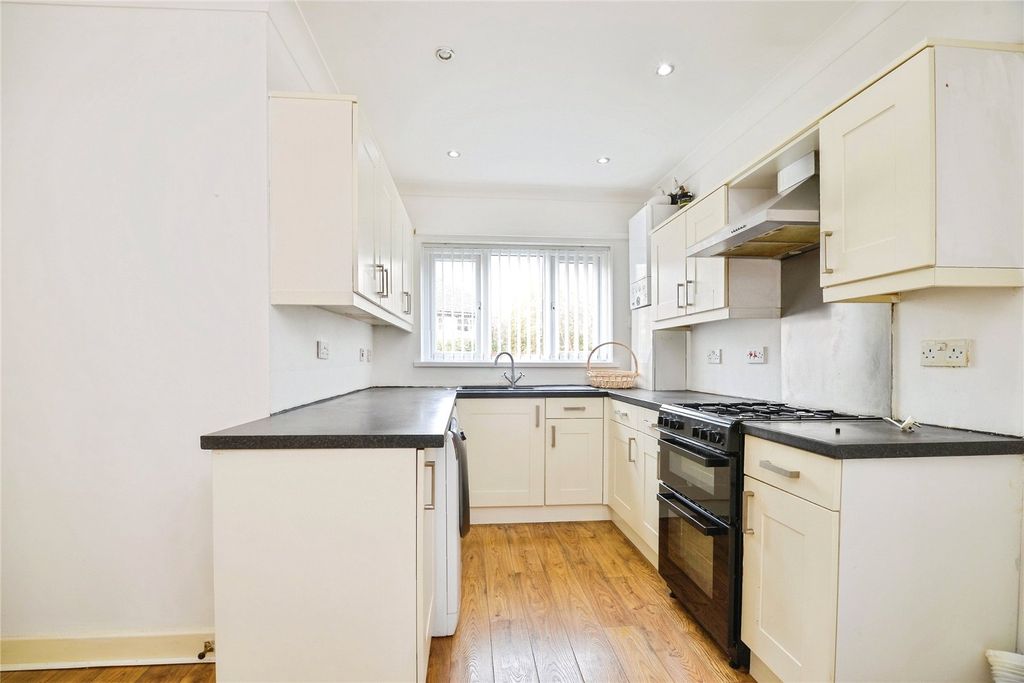 Property photo 3 of 15 Picture No. 07