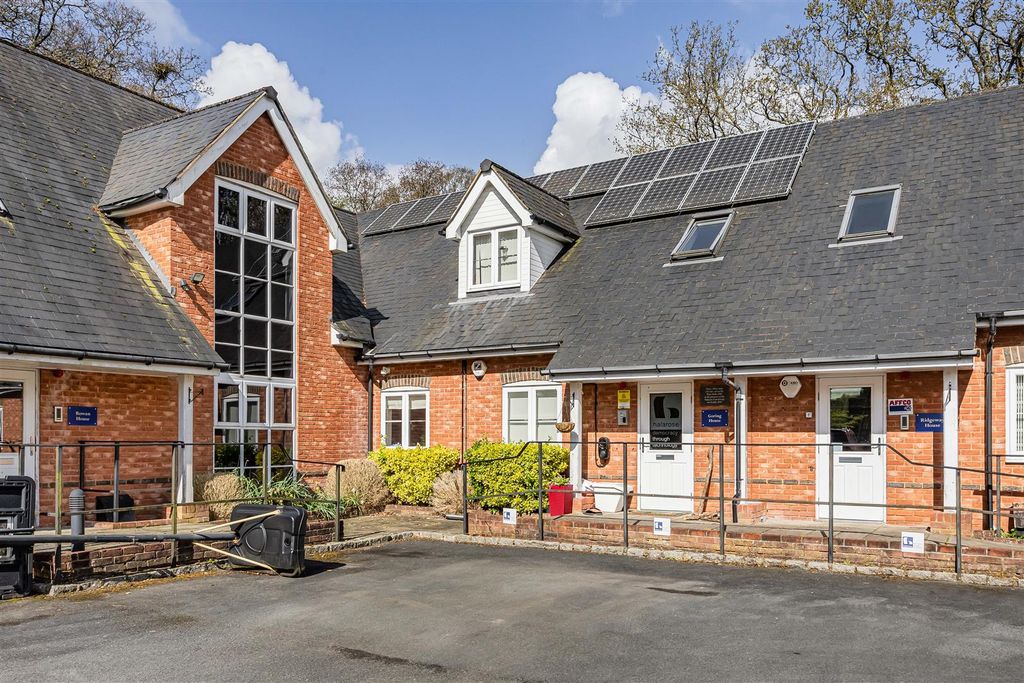 Property photo 1 of 22