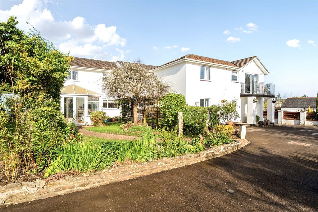 Property photo 2 of 24 Picture No. 24