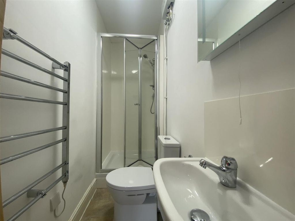 Property photo 3 of 12 Img_8645.Jpg