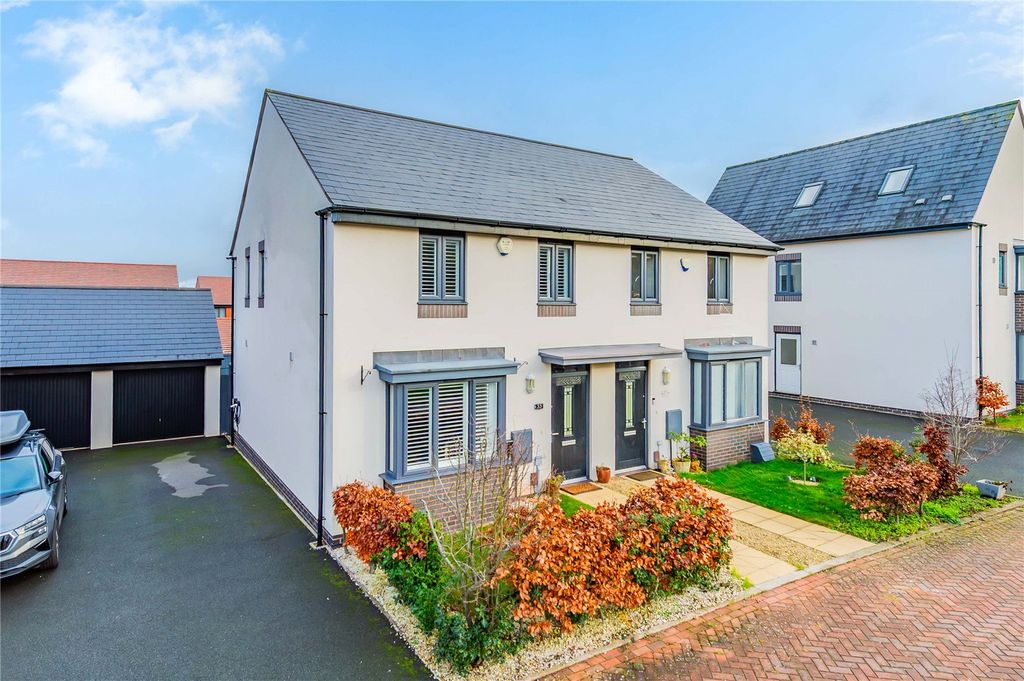 Property photo 1 of 37 Picture No. 35