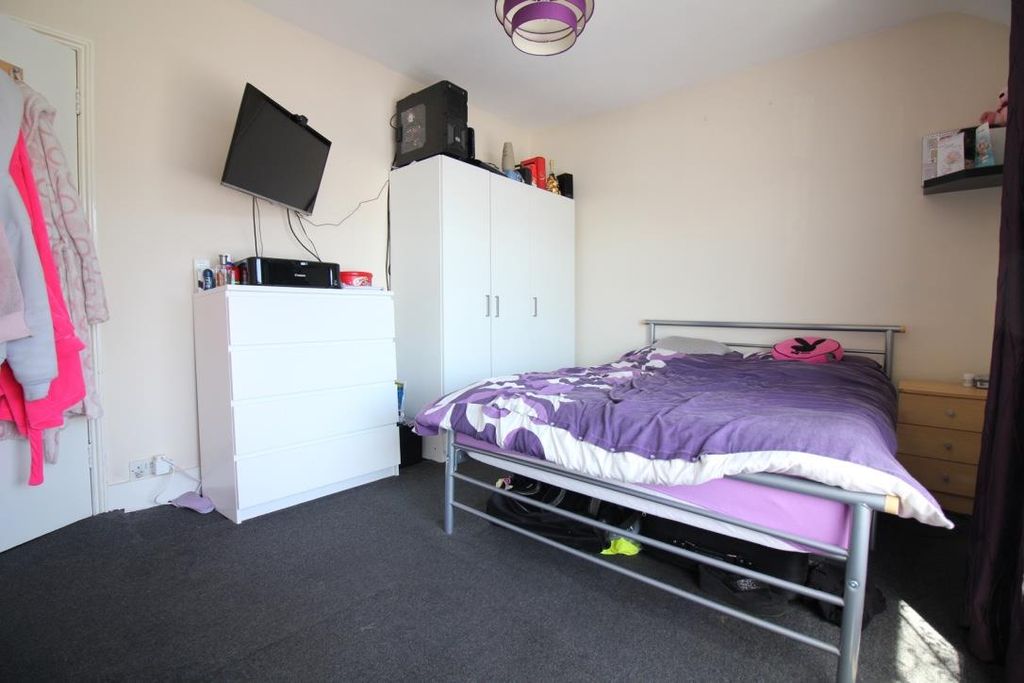 Property photo 1 of 6 Thumb_Img_9508_1024.Jpg