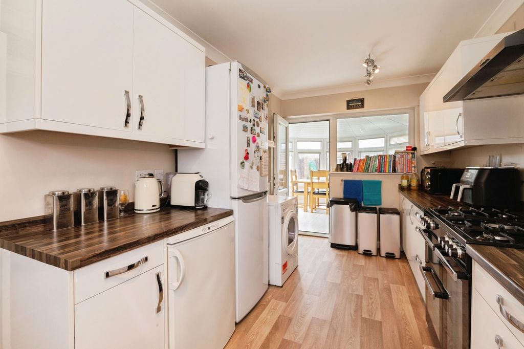 Property photo 2 of 20 Pbox-Img.Jpg