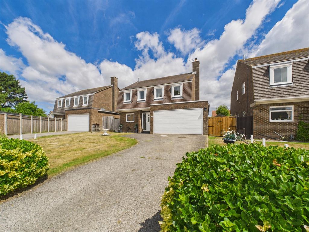 Property photo 1 of 24