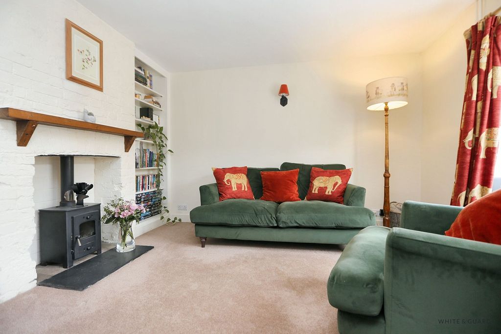 Property photo 3 of 16