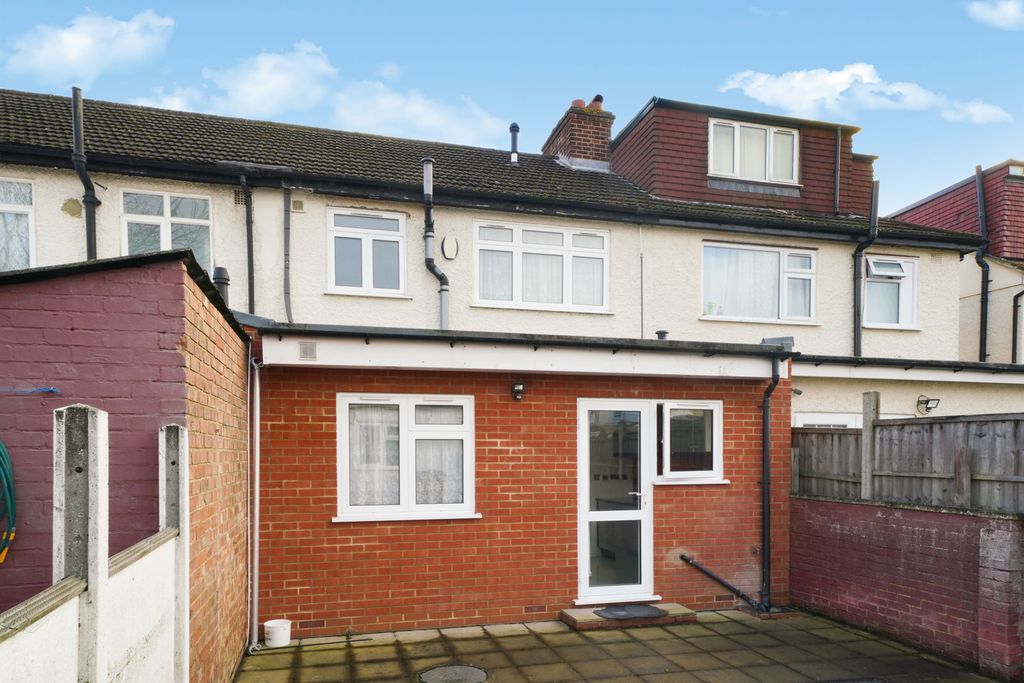 Property photo 2 of 15