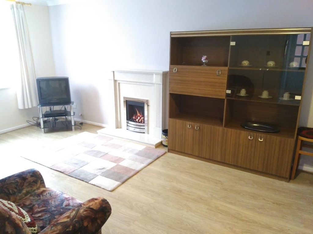 Property photo 3 of 19