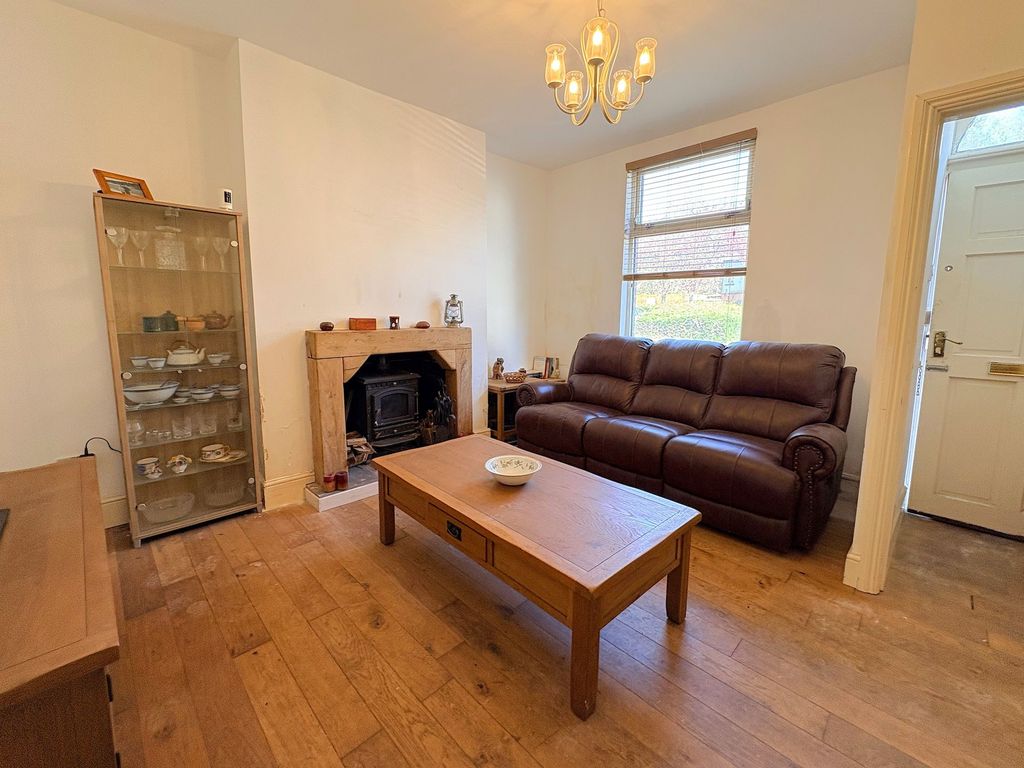 Property photo 2 of 18