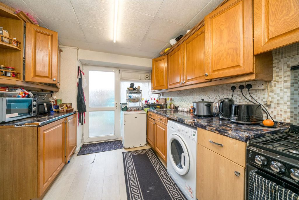 Property photo 3 of 11 103-Jupiter-Drive-1006.Jpg