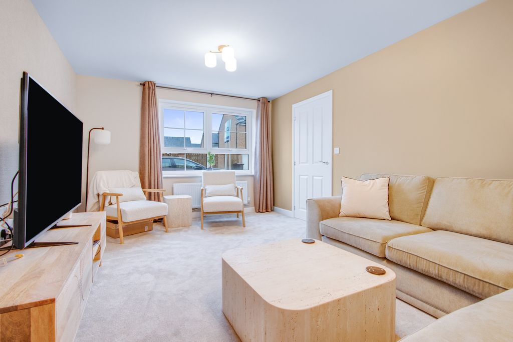 Property photo 2 of 22 Img_1347