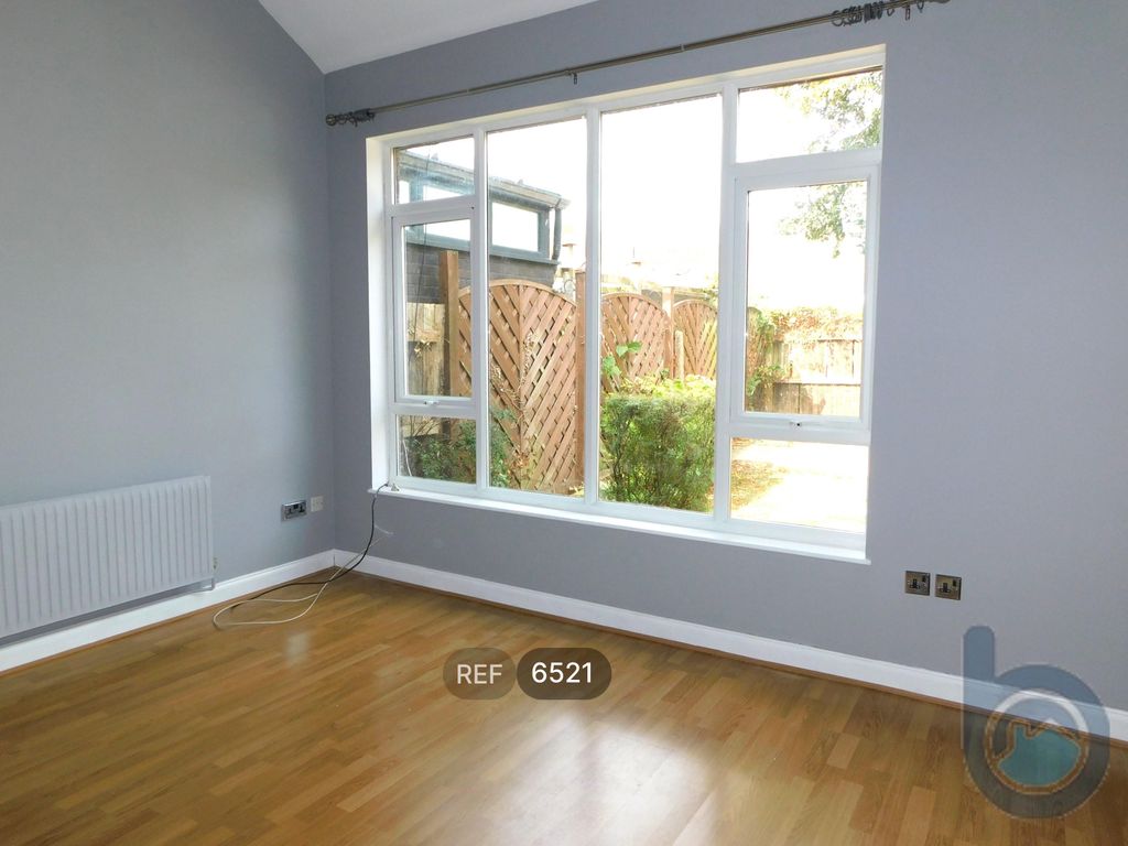 Property photo 2 of 19 Living Room