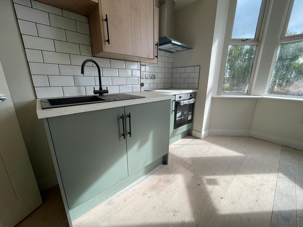 Property photo 3 of 5 Kitchen