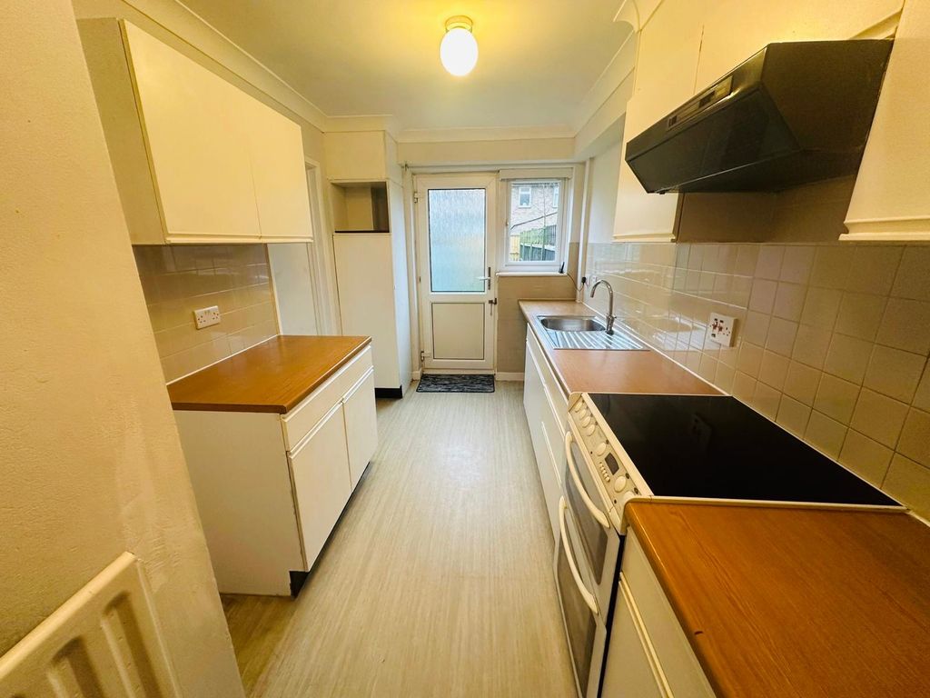 Property photo 3 of 16 Front