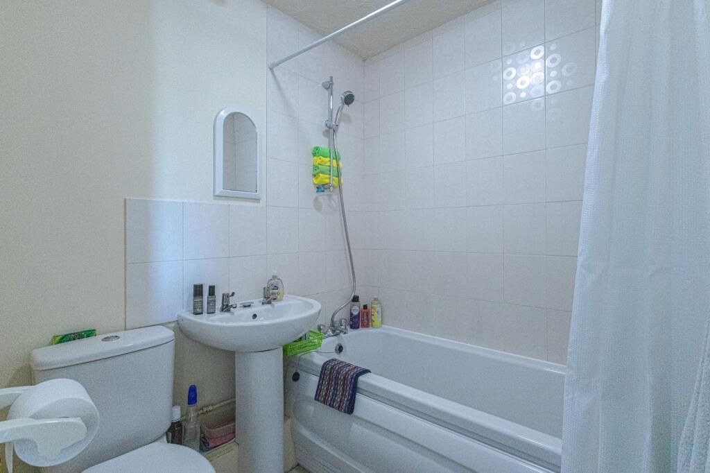 Property photo 3 of 6
